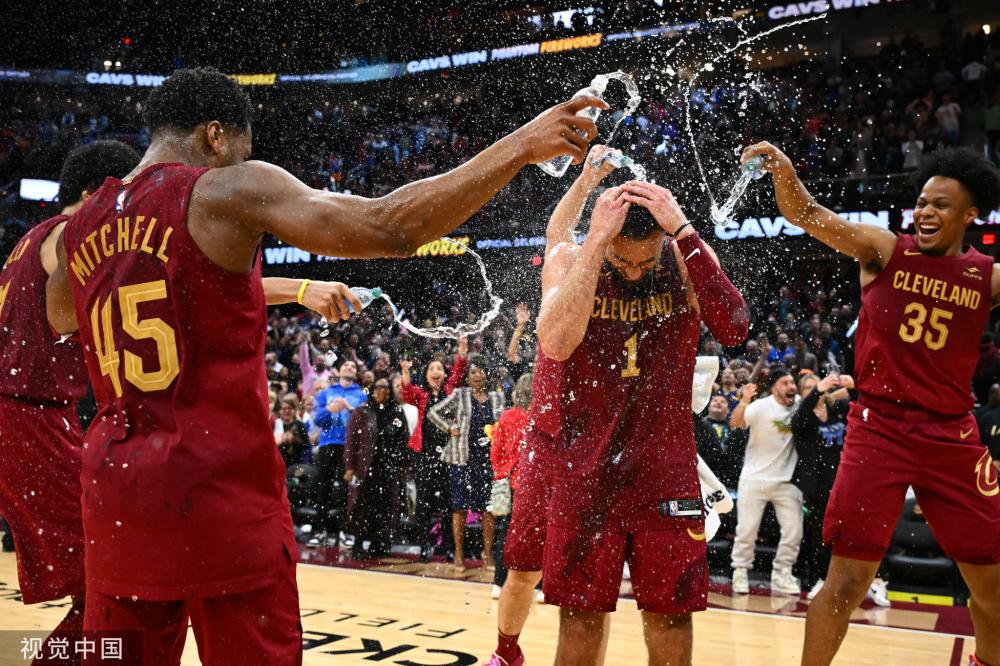 奇和斯马伊 奇和斯马伊