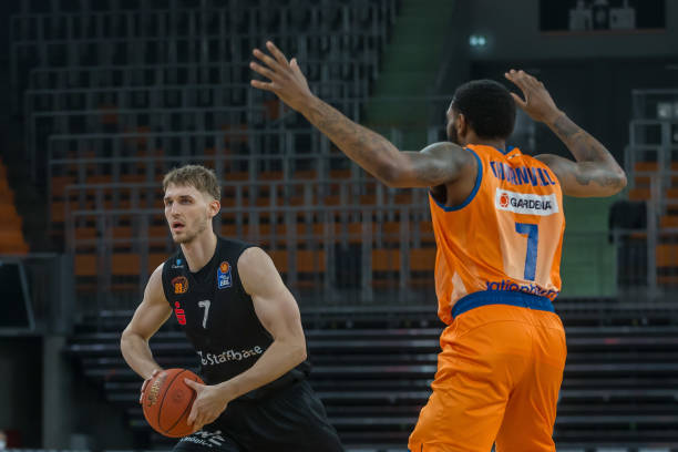 他的职业生 他的职业生